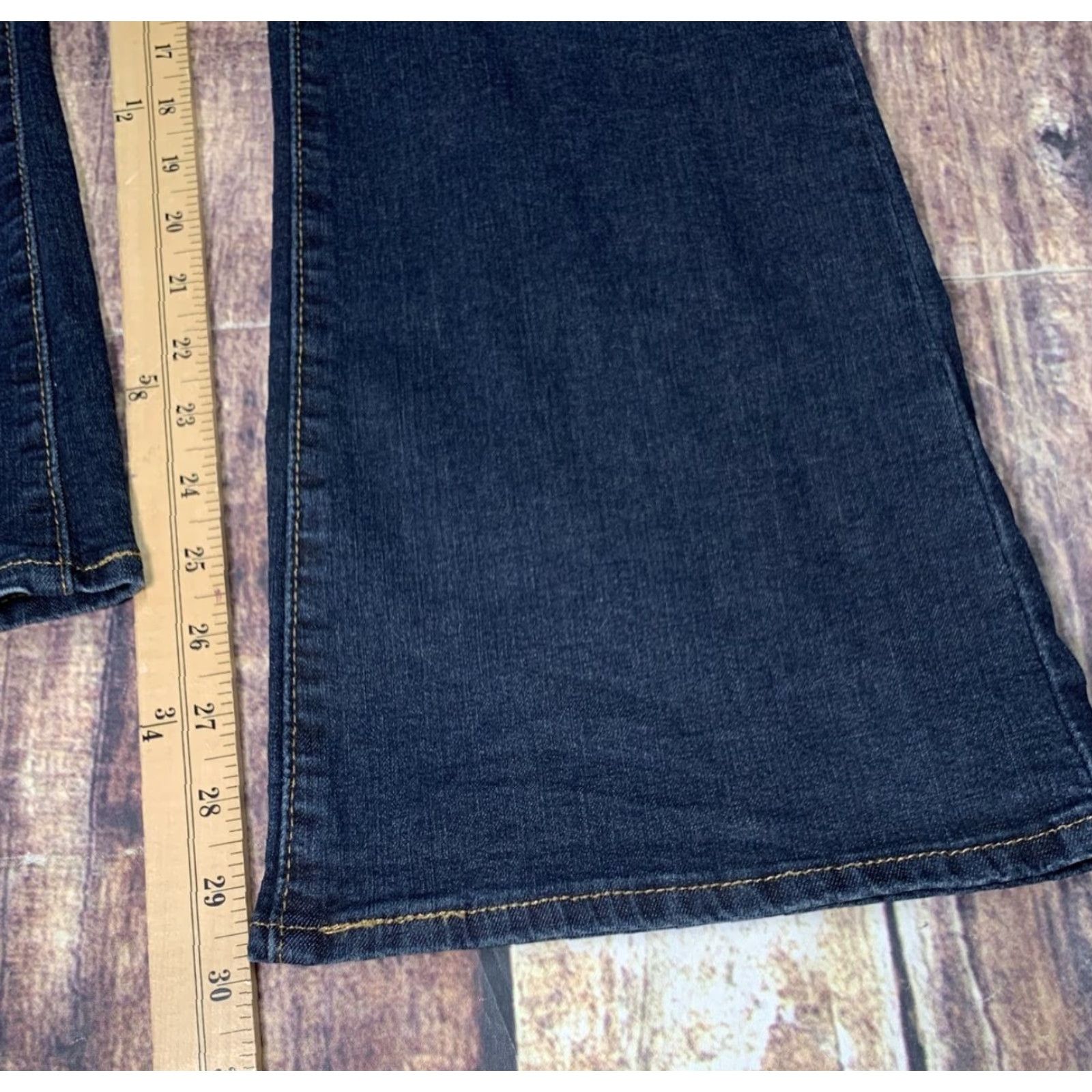 Levi's VINTAGE Levi's Signature Jeans Boot Cut Blue 14 M 34 x 30 Dark Stretch Womens Jeans (Plus) Size 36" / US 14 / IT 50 - 3 Thumbnail