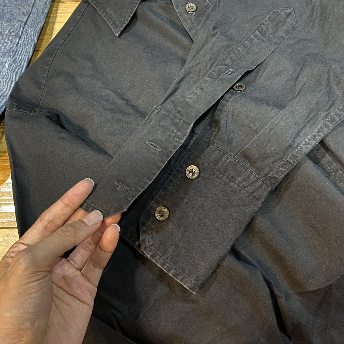 Gucci × Vintage VINTAGE MENS GUCCI BLACK SHIRTS Size US XL / EU 56 / 4 - 6 Thumbnail