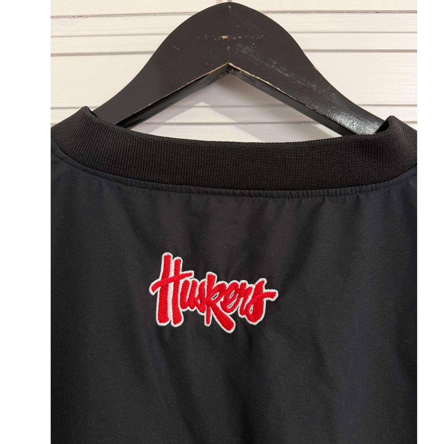 NCAA Nebraska Cornhuskers Windbreaker Size Medium Size US M / EU 48-50 / 2 - 5 Thumbnail
