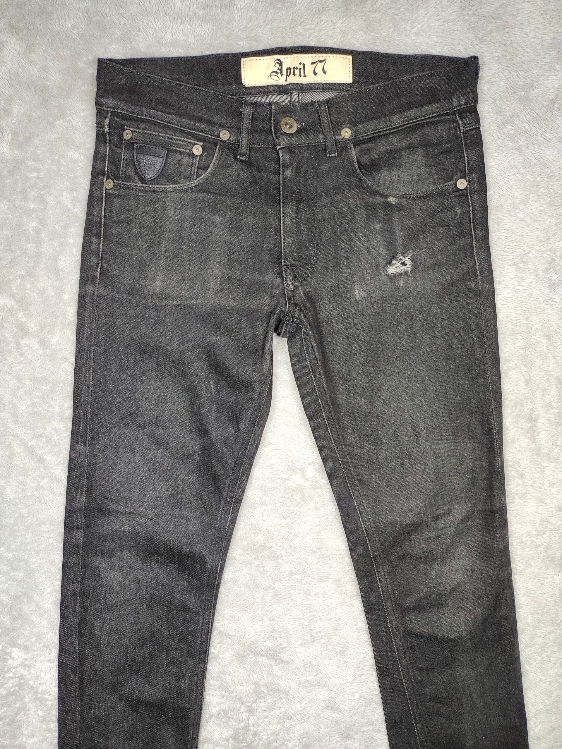 April 77 APRIL 77 RIPPED SKINNY BLACK JEANS Size 28" / US 6 / IT 42 - 3 Thumbnail
