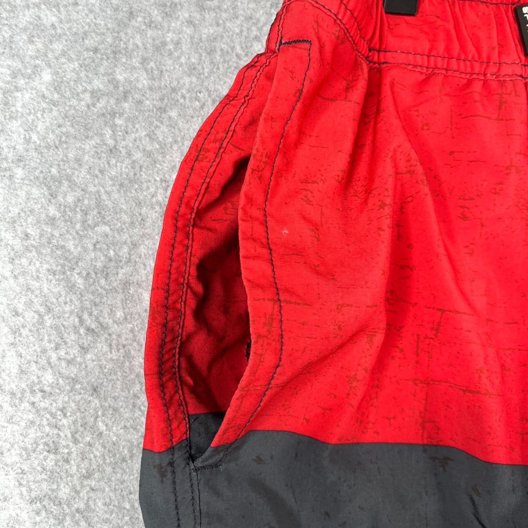 Spyder Spyder Men XL Swim Shorts Bottom Lined Pockets Elastic Waist Draw String Red Size ONE SIZE - 6 Thumbnail