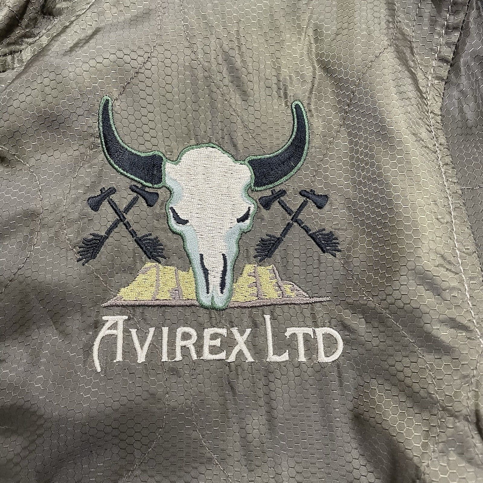 Avirex Vintage Avirex Jacket Quilted Embroidered Bomber Jacket M Size US M / EU 48-50 / 2 - 5 Thumbnail