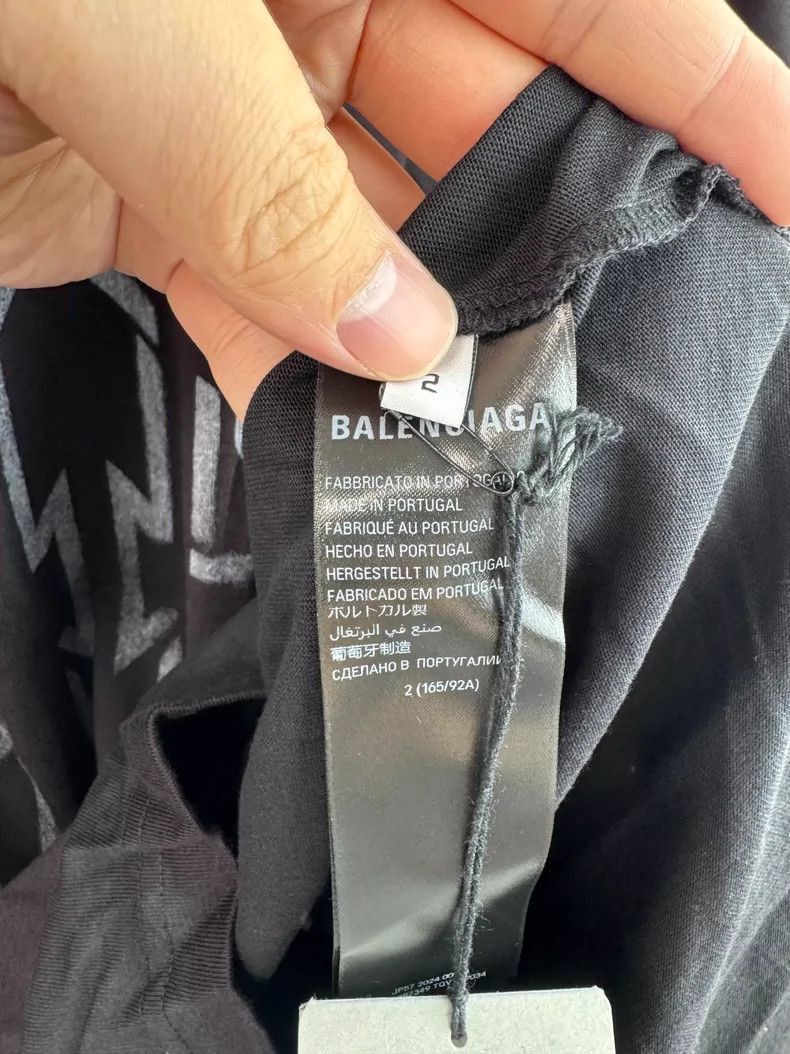 Balenciaga Balenciaga Balenciaga New War Logo Short Sleeve Shirt-2506 Size US M / EU 48-50 / 2 - 8 Thumbnail