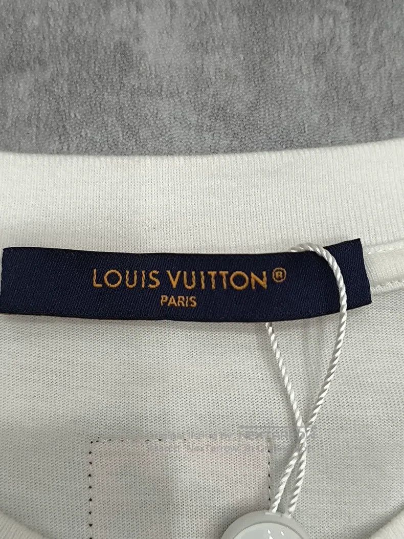 Louis Vuitton Louis Vuitton 25 New Drop Glue Flower 3D Gradient Short Sl Size US S / EU 44-46 / 1 - 4 Thumbnail