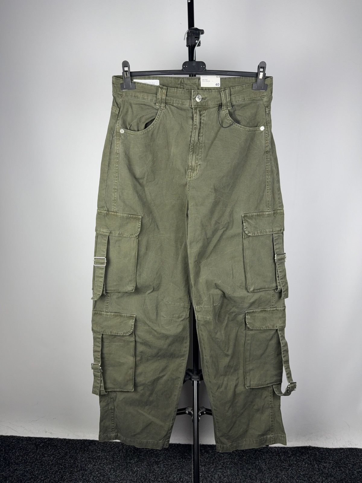 Japanese Brand Military Y2K Japanese style ZARA Olive Utility Cargo Pants Size 30" / US 8 / IT 44 - 1 Thumbnail