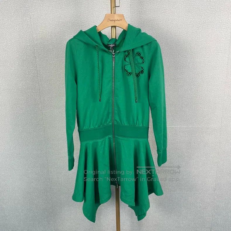Chanel Chanel Forest series green sweatshirt dress Size XS / US 0-2 / IT 36-38 - 1 Thumbnail