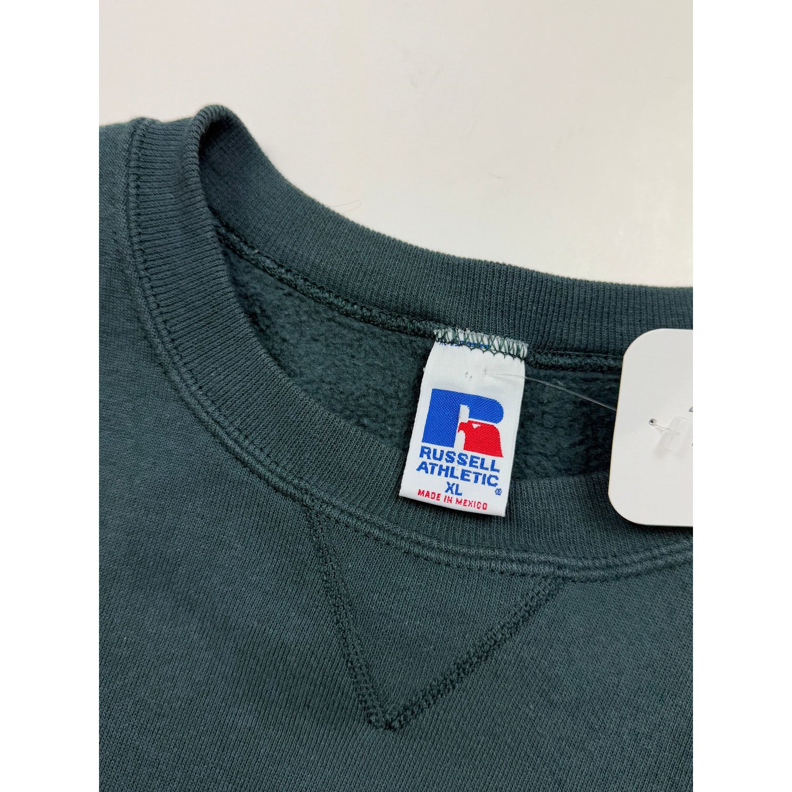 Vintage Vintage Russell Athletic Sweatshirt XL Dark Blue Green Size US XL / EU 56 / 4 - 3 Thumbnail