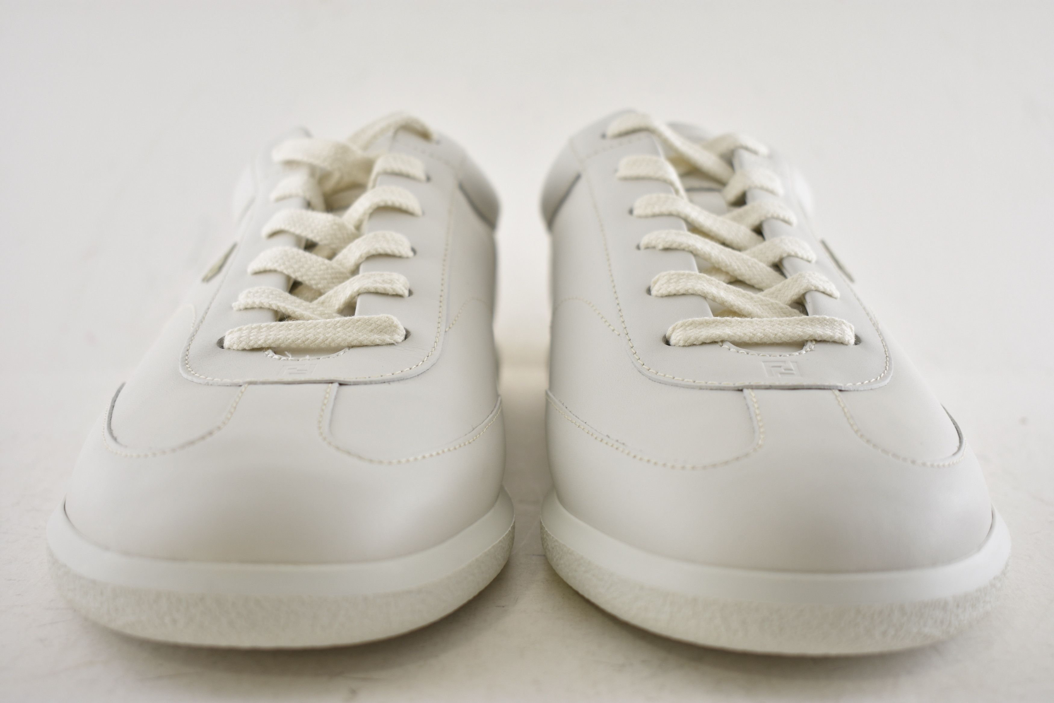 Fendi Fendi Leather Logo Classic Low Top Sneakers UK 12 US 13 Size US 13 / EU 46 - 6 Thumbnail