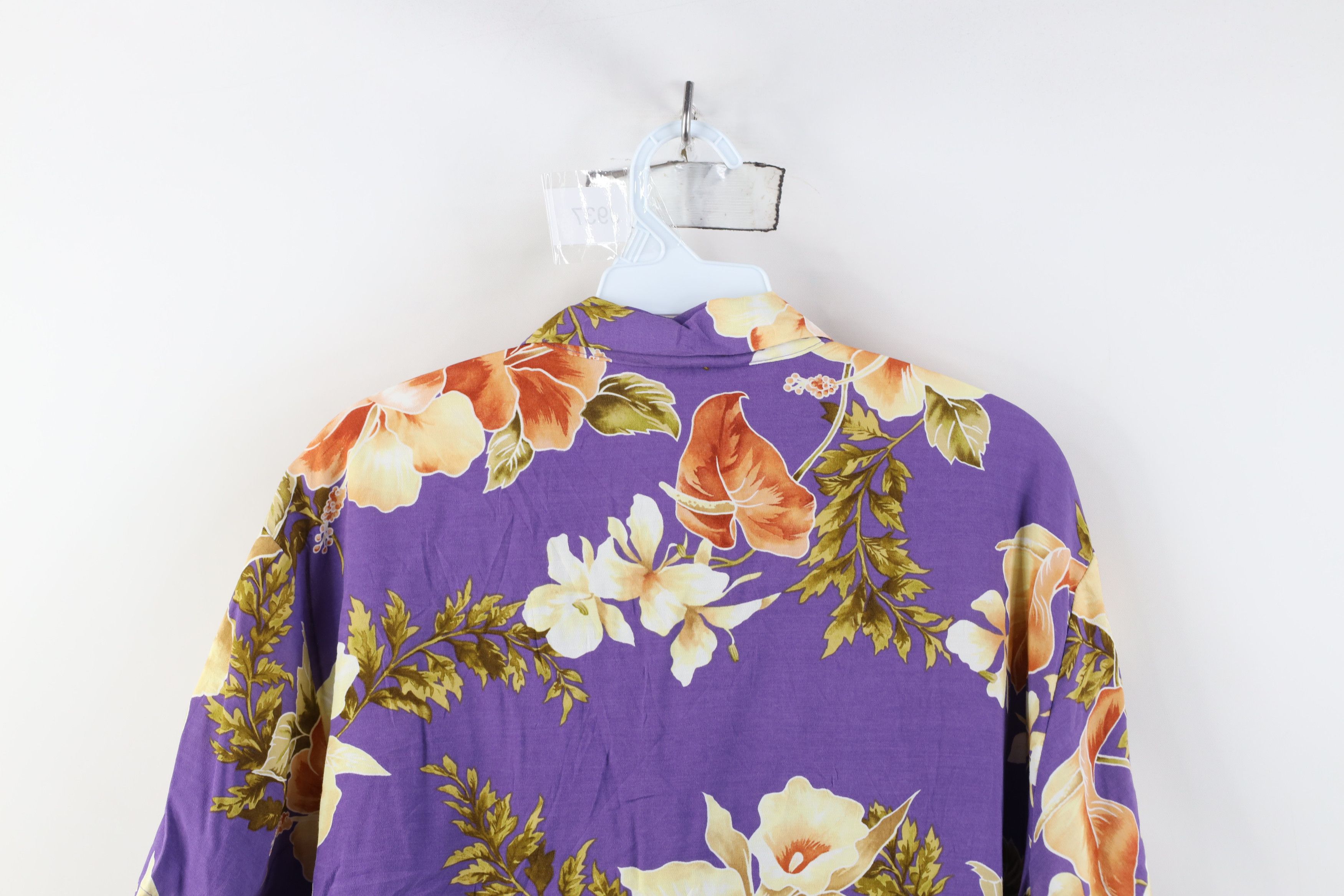 Vintage Vintage 90s Streetwear Rayon Gabardine Hawaiian Button Shirt Size M / US 6-8 / IT 42-44 - 12 Thumbnail