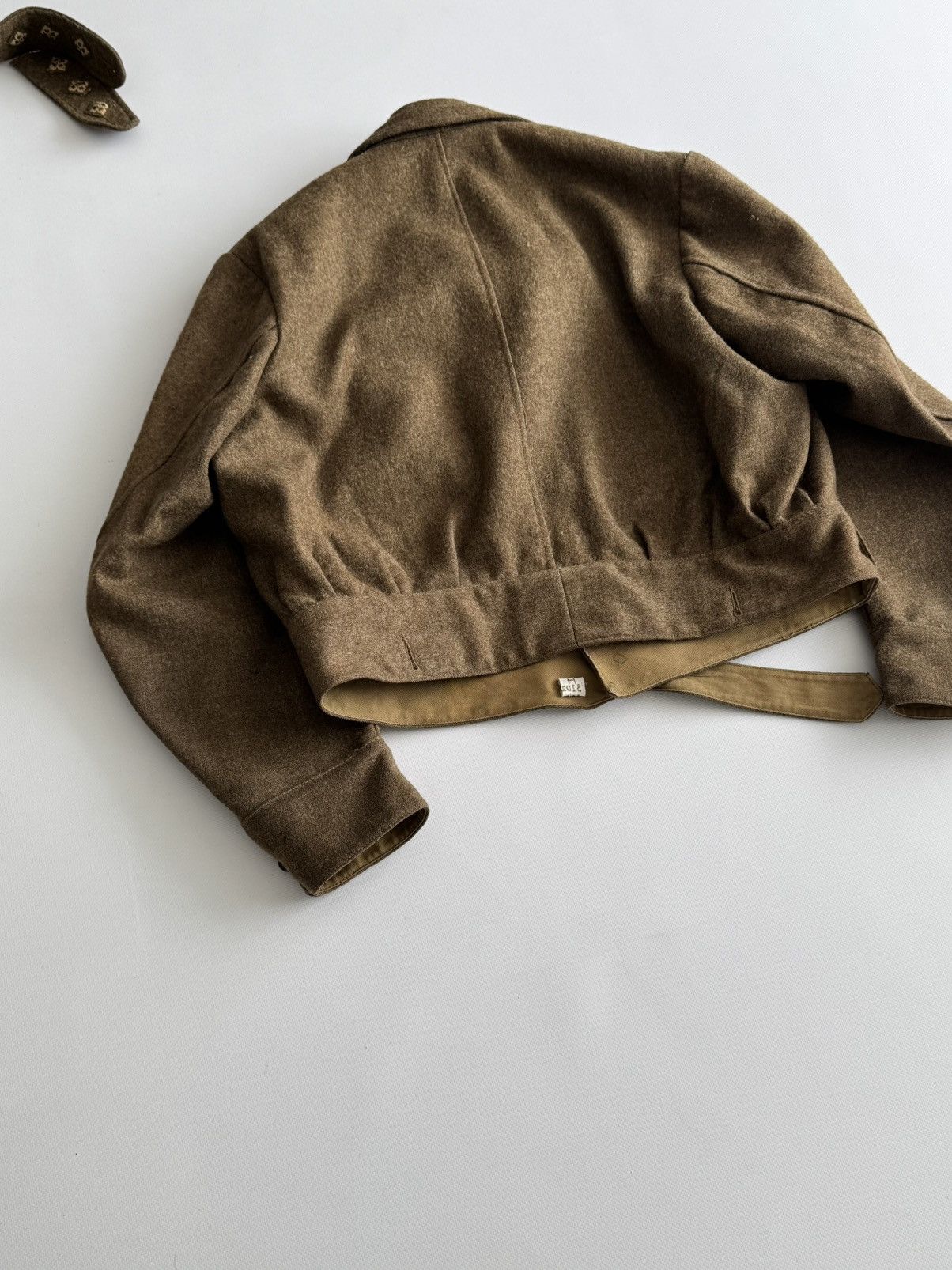 Vintage Vintage 1940s WW2 British Army 'Captain' Battledress Blouse Size US M / EU 48-50 / 2 - 10 Thumbnail