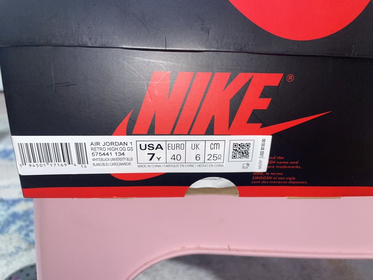 Jordan Brand × Nike Air Jordan 1 Retro High OG GS (UNC) Size US 7 / EU 40 - 7 Thumbnail