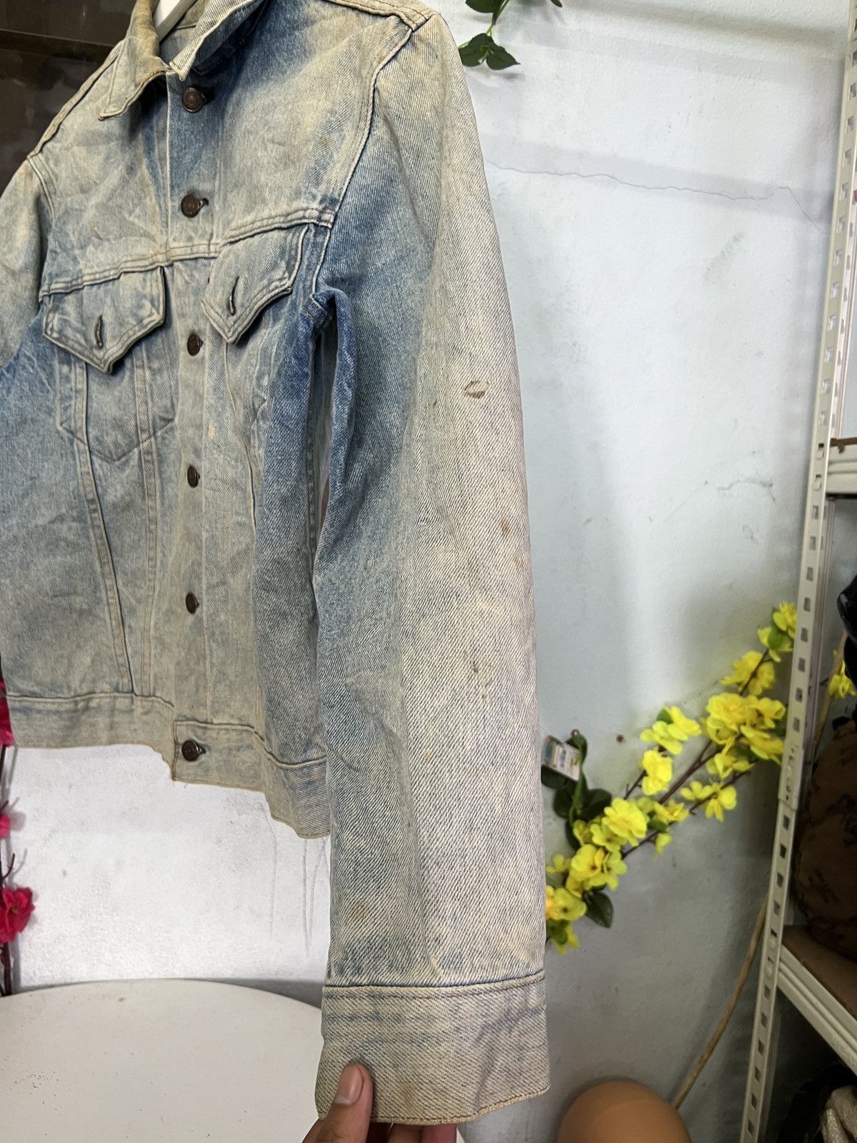 Levi's Vintage Levis Distress Denim Jacket Size US S / EU 44-46 / 1 - 5 Thumbnail