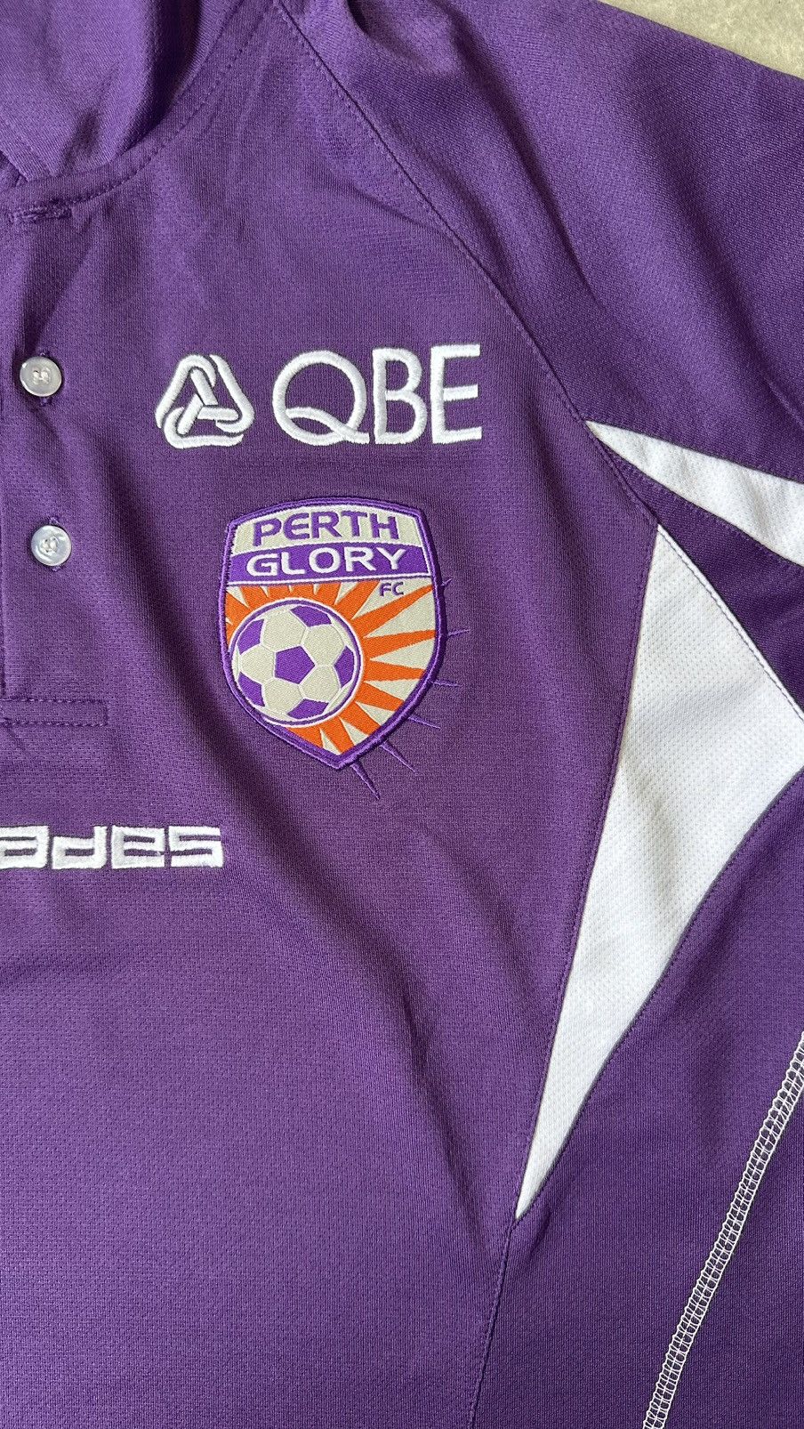 Vintage PERTH GLORY HYUNDAI A-LEAGUE POLO JERSEY Size US M / EU 48-50 / 2 - 3 Thumbnail