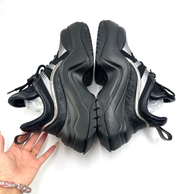 Louis Vuitton Louis Vuitton Archlight New Black Casual Dad Shoes Size US 8.5 / IT 38.5 - 7 Thumbnail