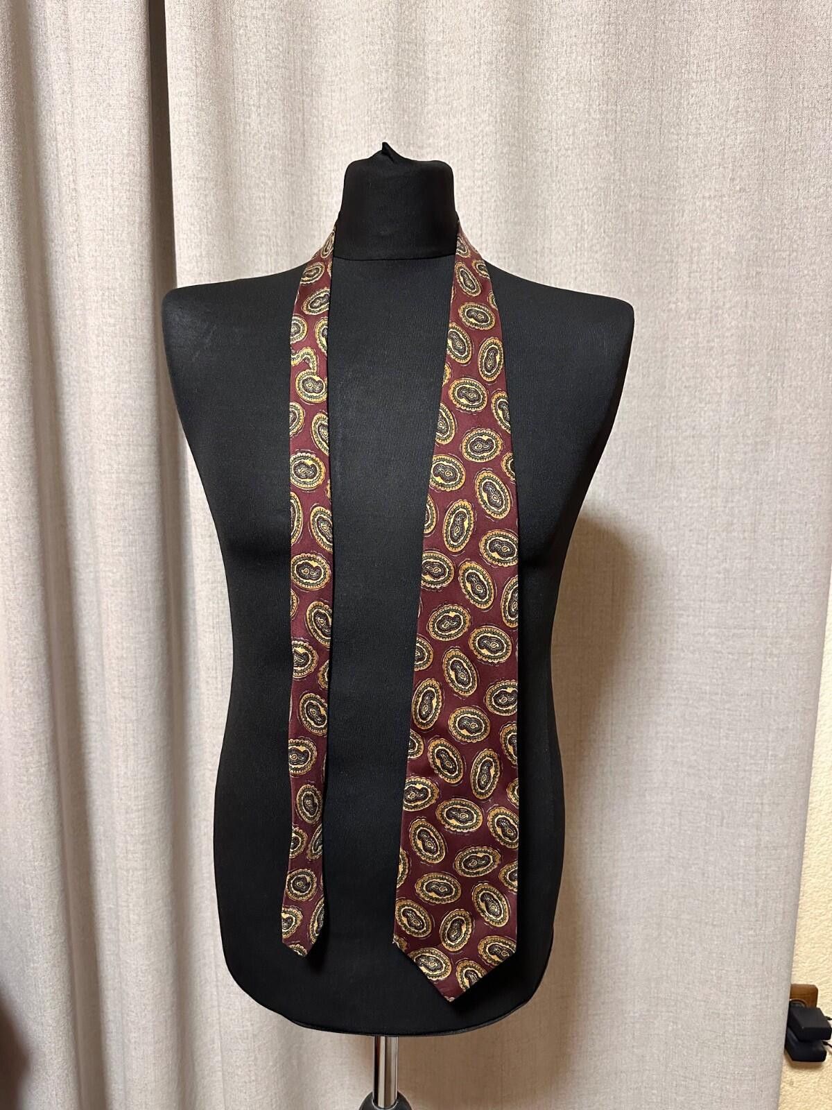Fendi Vintage Fendi Mens Necktie Tie 100% Silk Made in Italy Size ONE SIZE - 1 Thumbnail