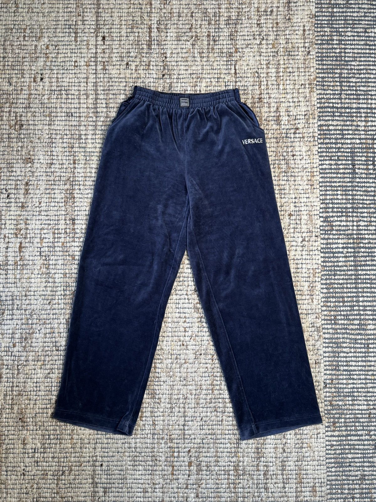 Versace Jeans Couture Versace navy blue velour sweatpants w/satin pocket details Size US 30 / EU 46 - 1 Thumbnail