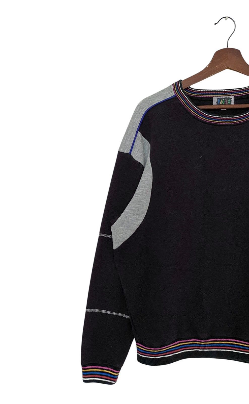 Vintage Vintage Brand Pagelo Sweatshirt 2000s Size US L / EU 52-54 / 3 - 5 Thumbnail