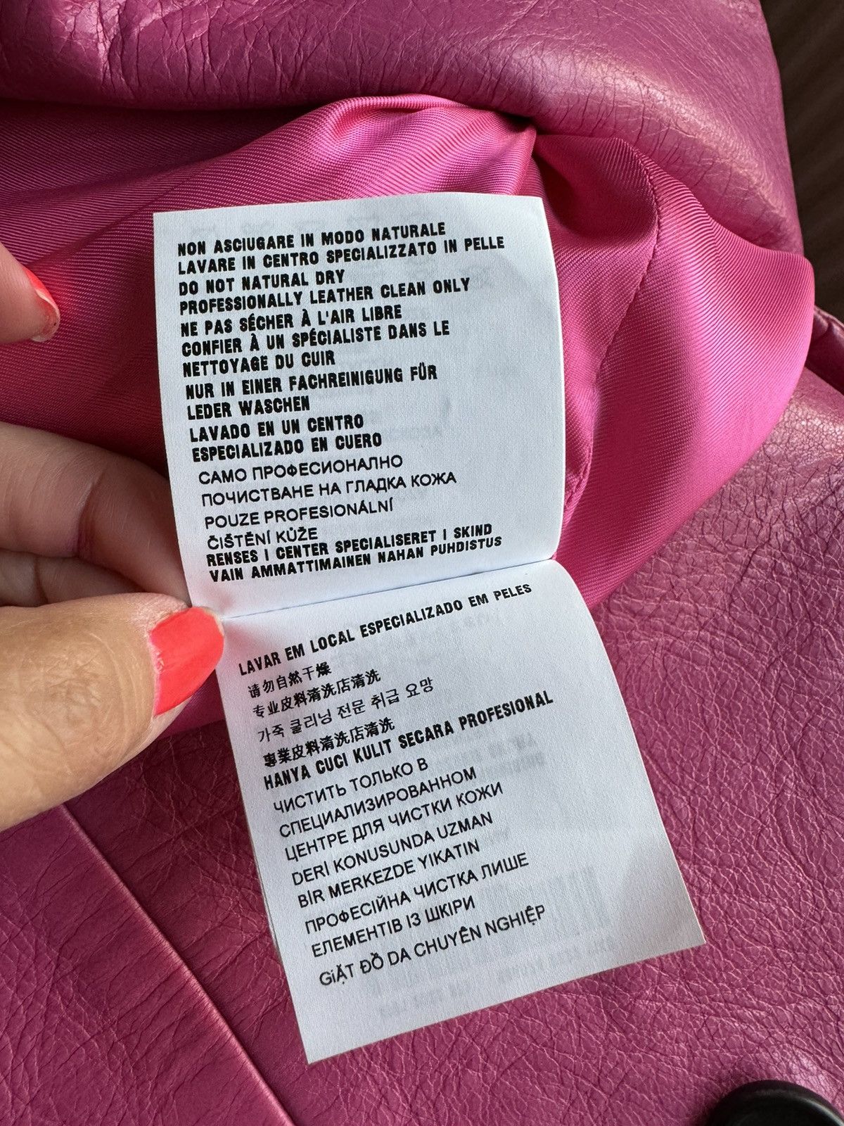 Prada New Prada pink leather trench coat, size S int Size S / US 4 / IT 40 - 15 Thumbnail