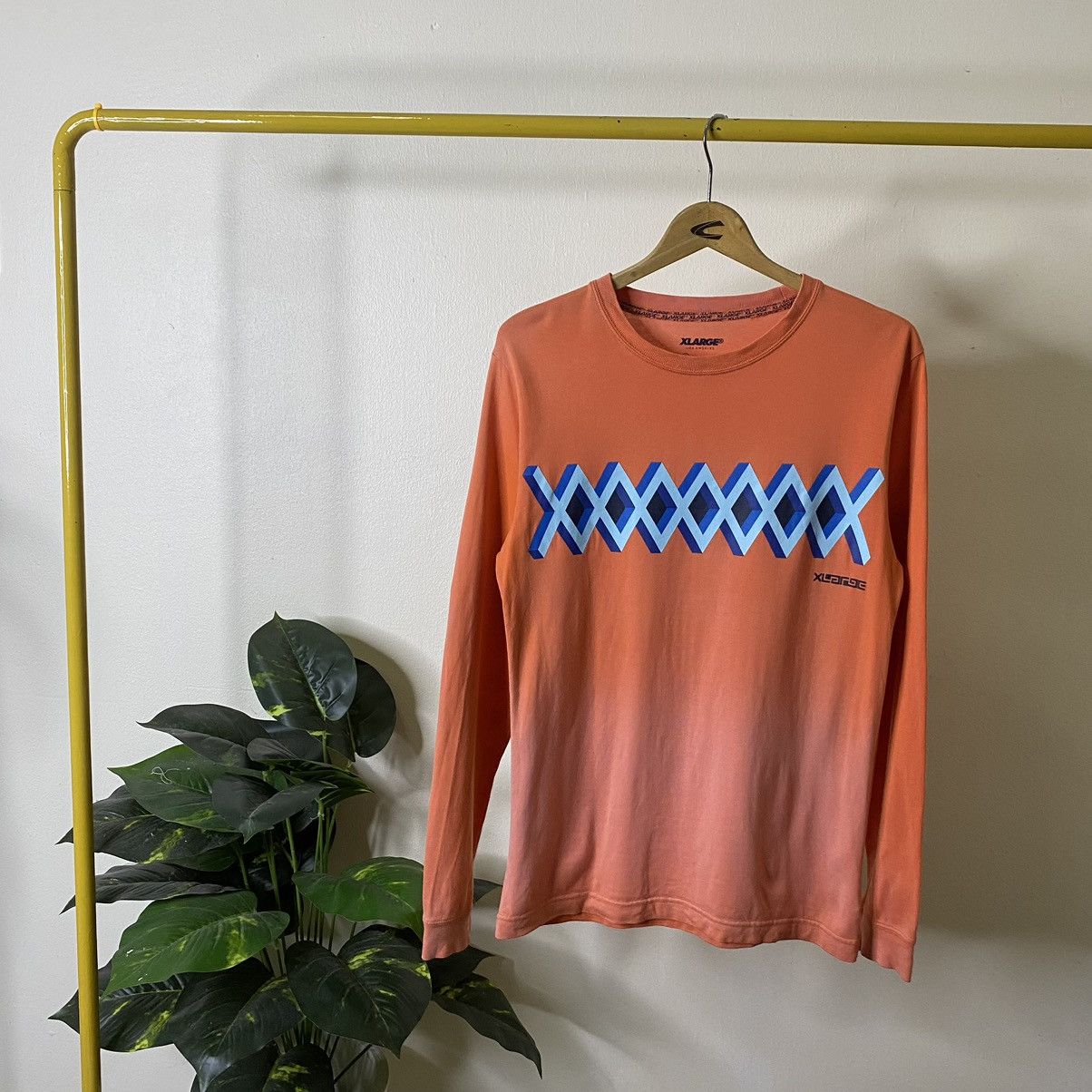 Xlarge X Large Skateboard Rare Design Faded Peach LS Tee Size US S / EU 44-46 / 1 - 1 Thumbnail
