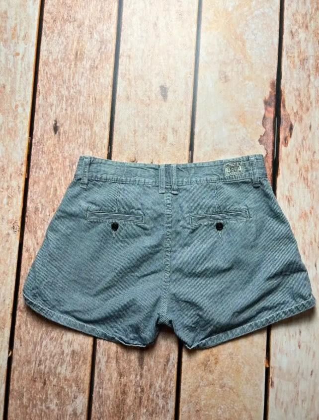 Tommy Hilfiger Tommy denim jeans shorts Size 28" / US 6 / IT 42 - 1 Thumbnail