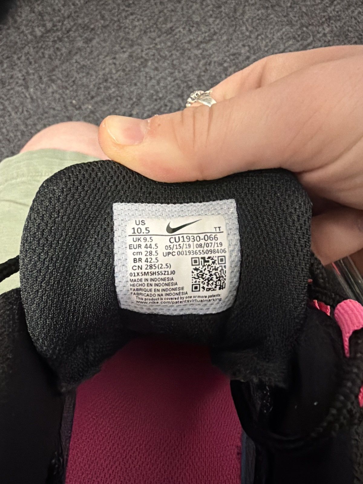 Nike Nike Air Max 95 Black Pink Blast - Size US 10.5 / EU 44.5 Size US 10.5 / EU 43-44 - 9 Thumbnail