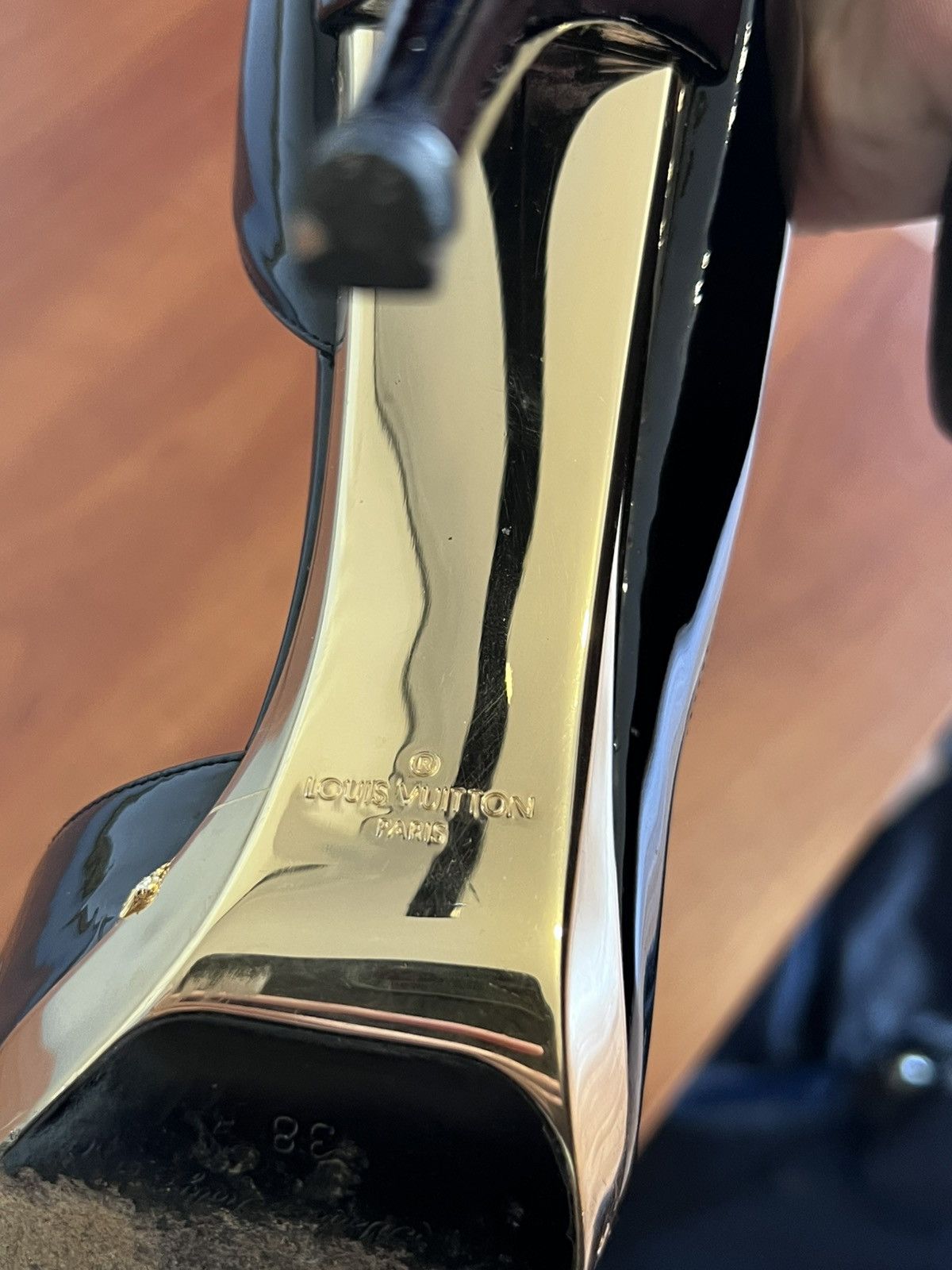 Louis Vuitton Louis Vuitton Heels Patent Leather To The Gold Deco Side 38 Size US 8 / IT 38 - 5 Thumbnail