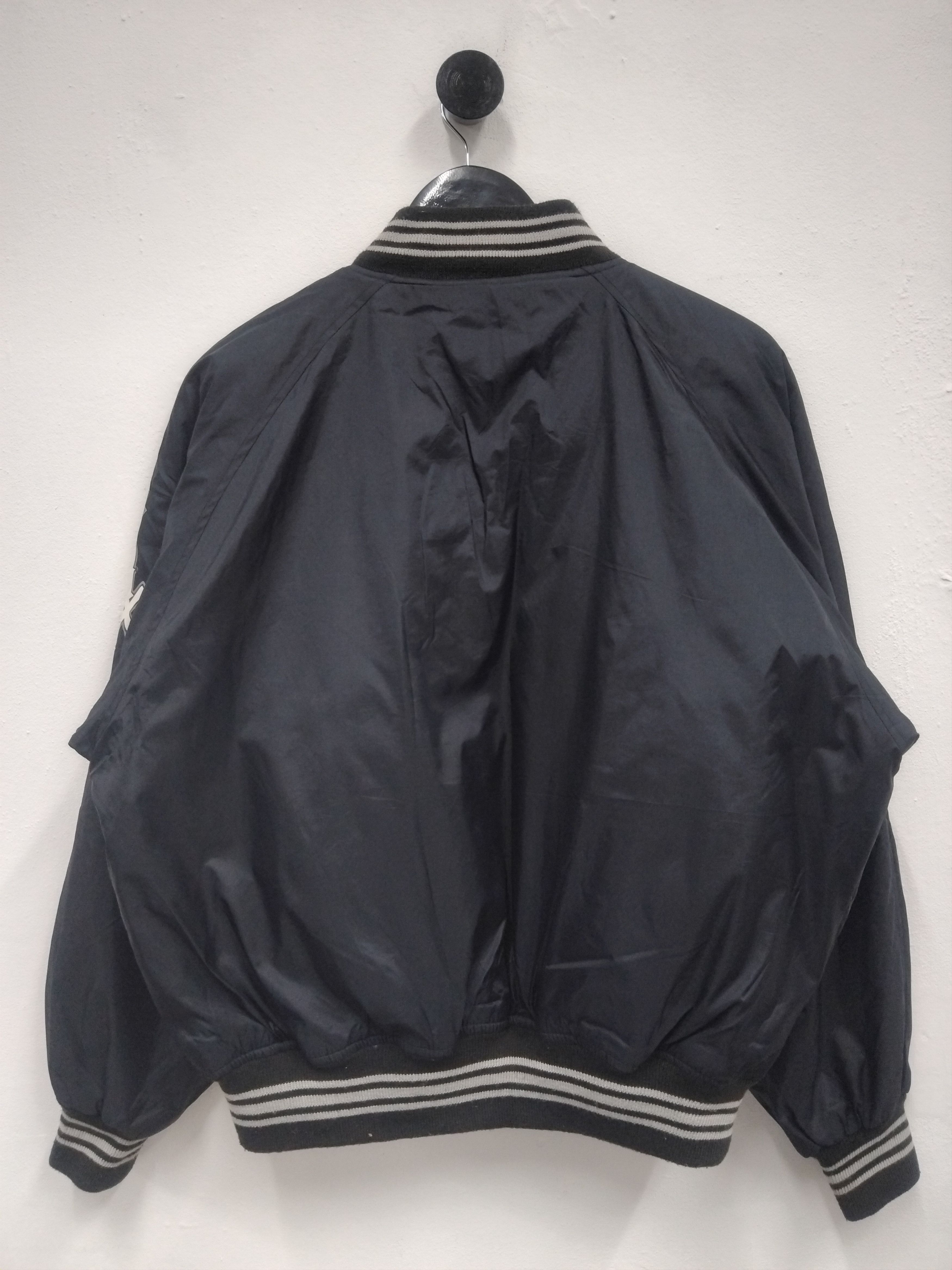 MLB 💥Vintage Chicago Varsity bomber jacket Size US M / EU 48-50 / 2 - 11 Thumbnail
