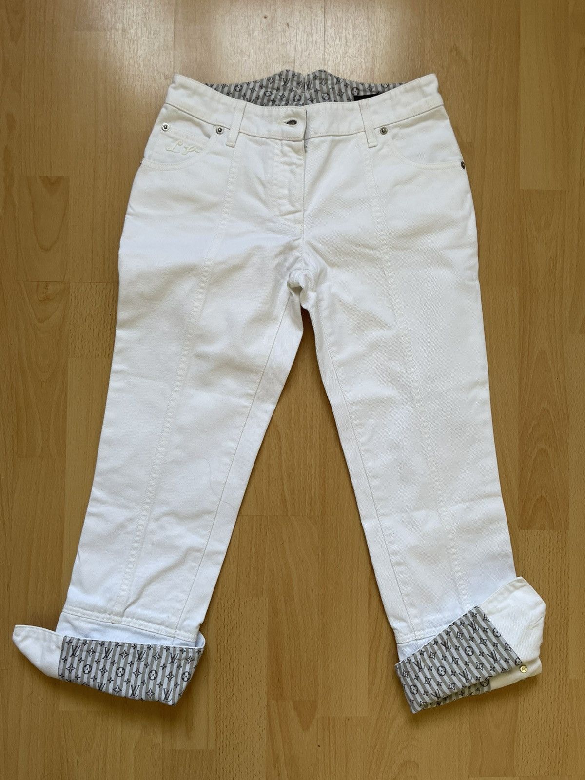 Louis Vuitton LOUIS VUITTON MONOGRAM SHORT PANTS Size 26" / US 2 / IT 38 - 1 Thumbnail