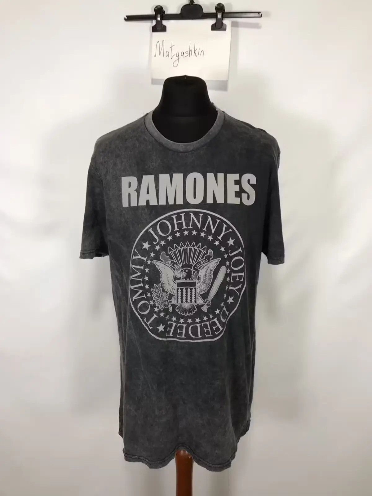 Band Tees × Vintage Ramones T-shirt size L Size US L / EU 52-54 / 3 - 1 Thumbnail