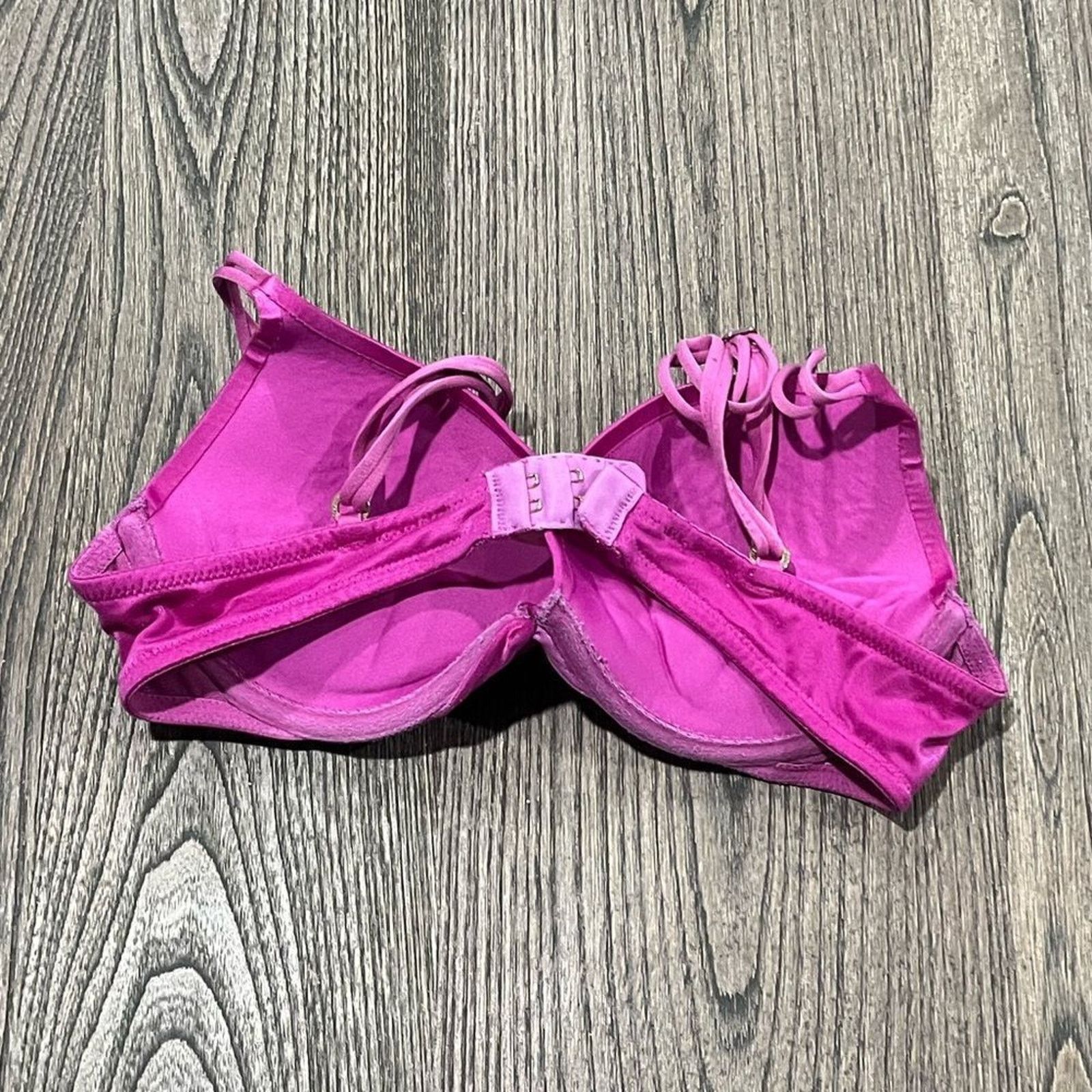 Victoria's Secret Victoria's Secret Very Sexy Push Up Bra Shimmery Size 34B Size ONE SIZE - 2 Thumbnail