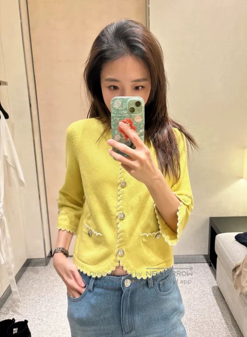 Chanel 25c wavy yellow cashmere knitted cardigan coat