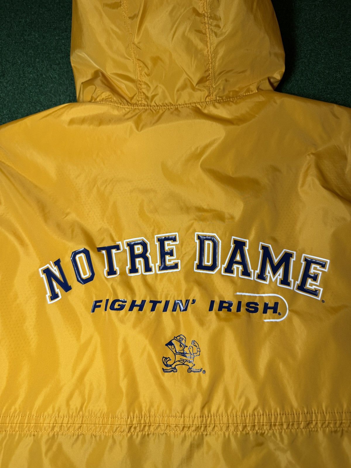 NCAA Notre Dame Fighting Irish Zip Yellow Windbreaker Jacket Size US L / EU 52-54 / 3 - 4 Thumbnail