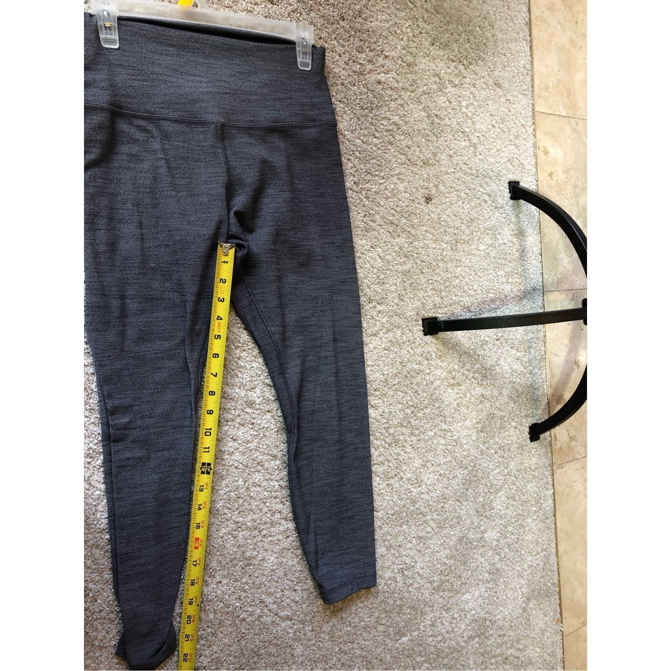 Lululemon Lululemon Women’s Align Gray Leggins Activewear Compression Size 32" / US 10 / IT 46 - 7 Thumbnail