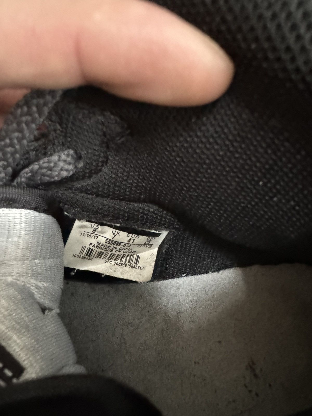 Jordan Brand Air Jordan 1 High OG "Shadow" 2018 Size US 8 / EU 41 - 11 Thumbnail