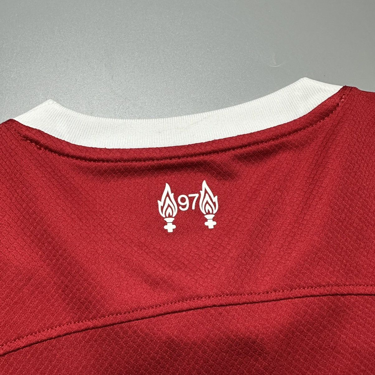 Nike LIVERPOOL NIKE 2023/2024 SOCCER HOME JERSEY #8 SZOBOSZLAI Size US L / EU 52-54 / 3 - 12 Thumbnail