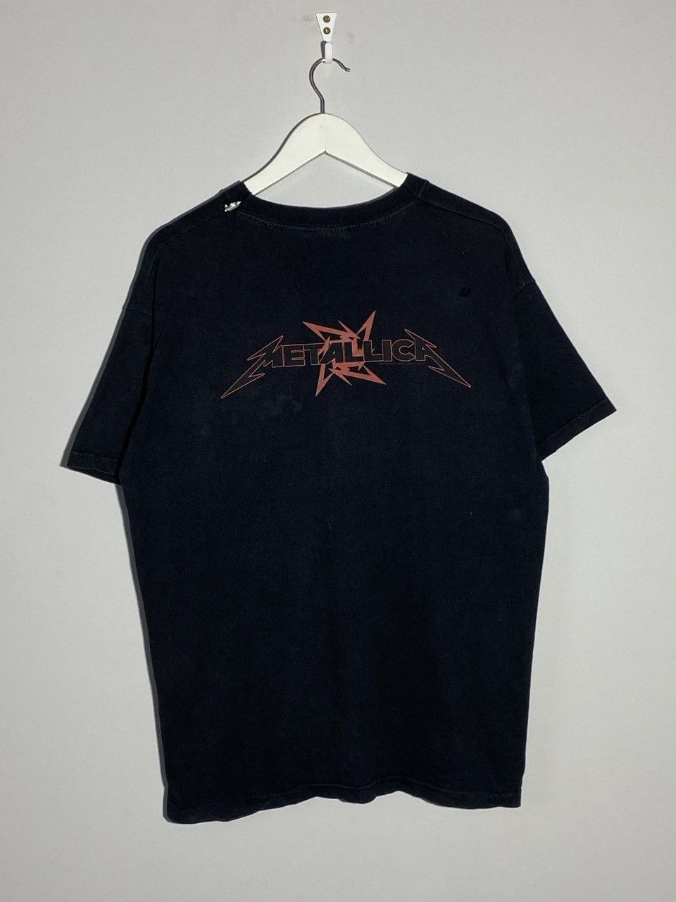 Band Tees Vintage 2002 Metallica Ninja Star Moshing T-Shirt Travis Size US L / EU 52-54 / 3 - 2 Thumbnail