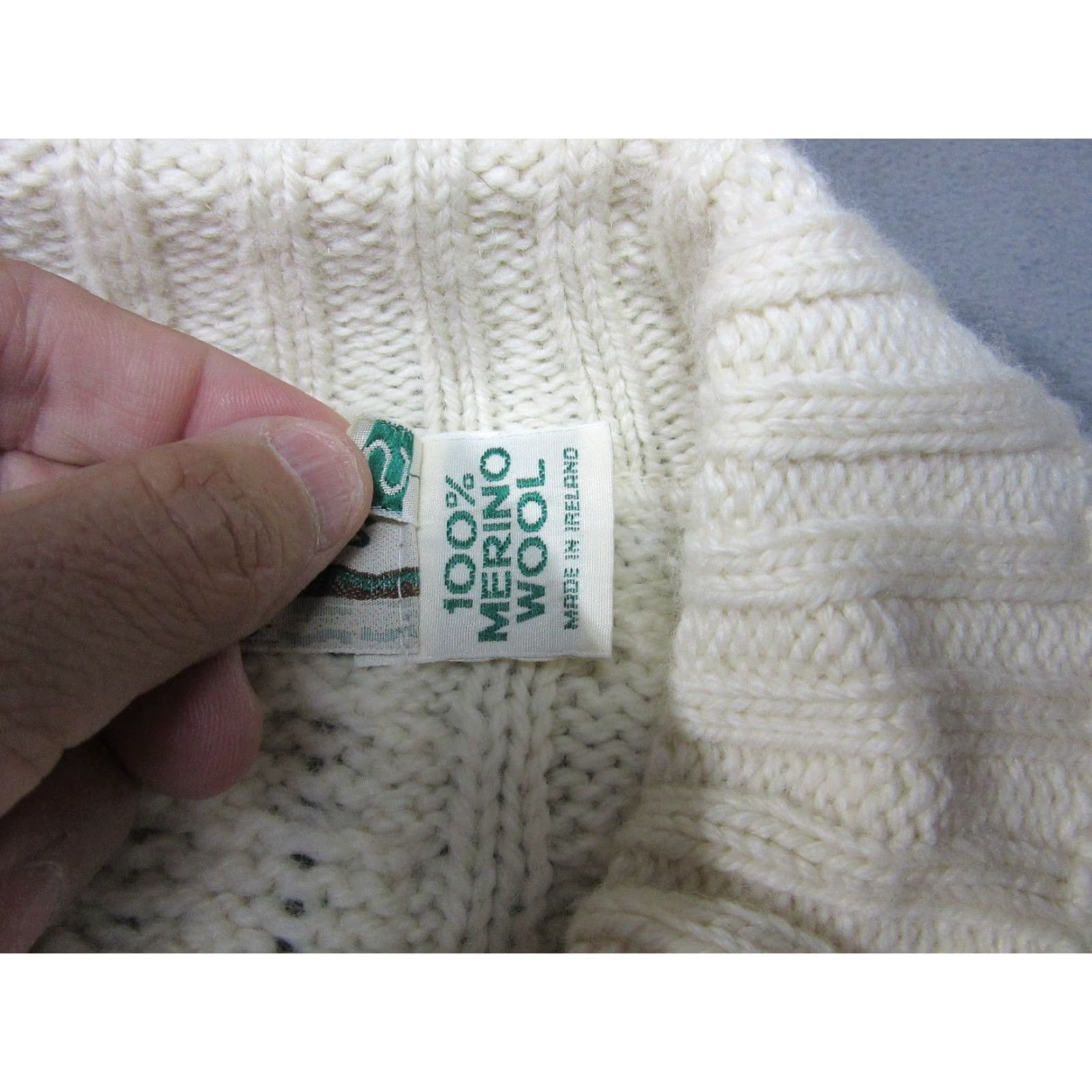 Vintage VINTAGE Aran Crafts Sweater Womens Ivory White Small Full Zip Cardigan Merino Wool Cable Size S / US 4 / IT 40 - 4 Thumbnail