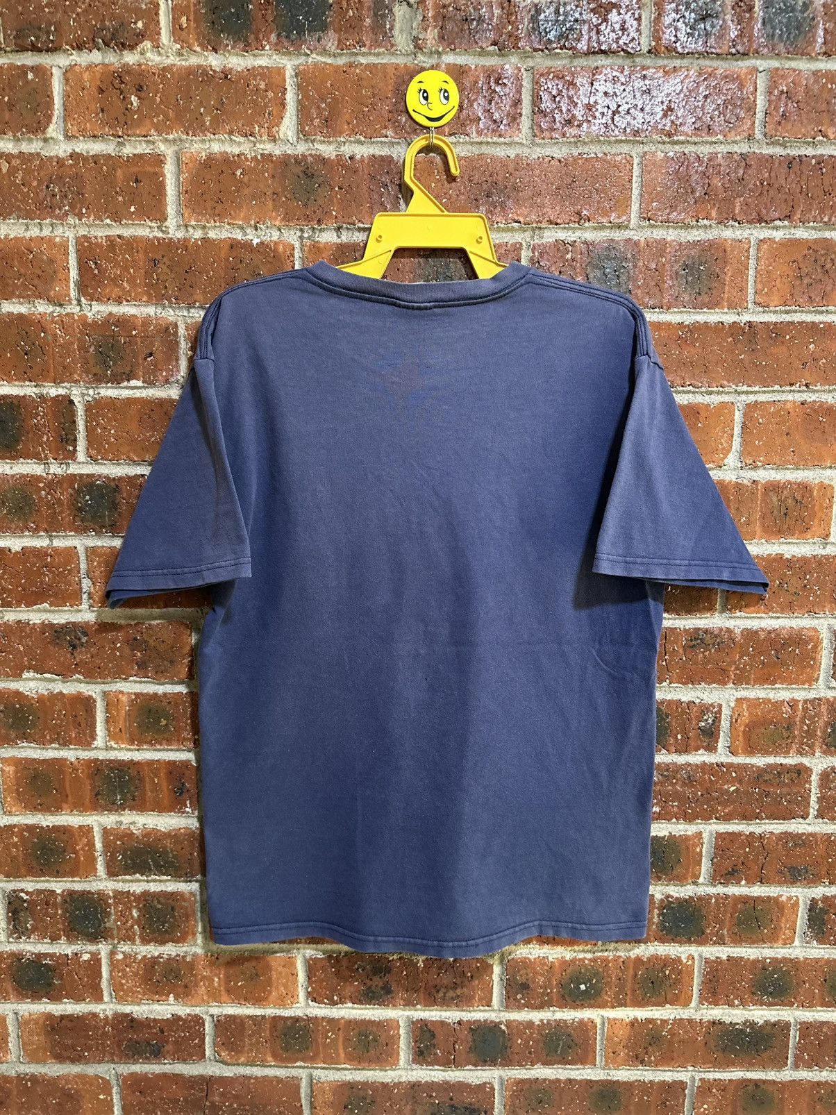 Nike × Vintage Vintage Nike Town Honolulu Sun Faded Tee Size US M / EU 48-50 / 2 - 2 Thumbnail