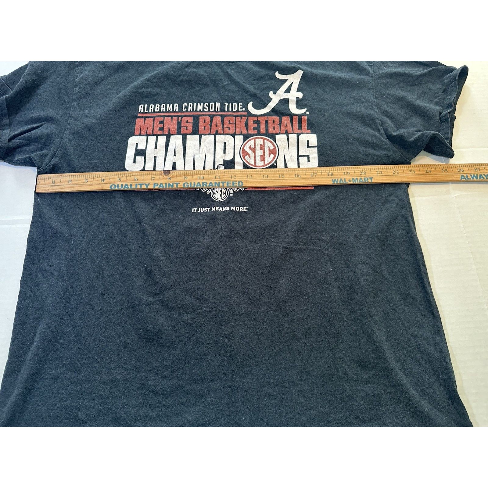 Gildan Alabama Crimson Tide Basketball NCAA Champs 2021 Tshirt XL Size US XL / EU 56 / 4 - 5 Thumbnail