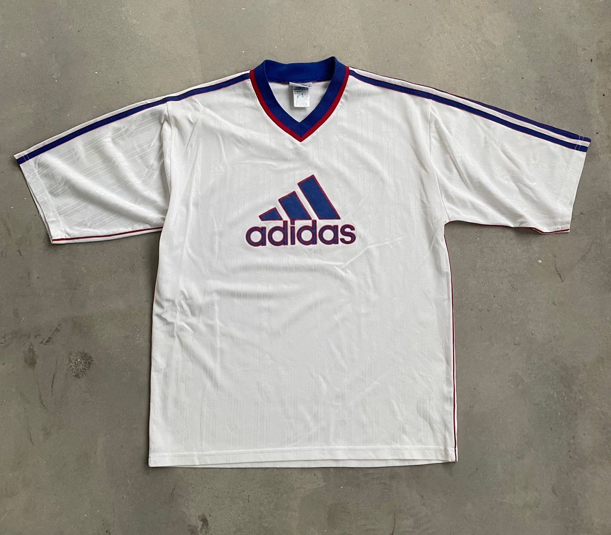 Adidas × Vintage VINTAGE ADIDAS JERSEY BIG LOGO Size US L / EU 52-54 / 3 - 1 Thumbnail