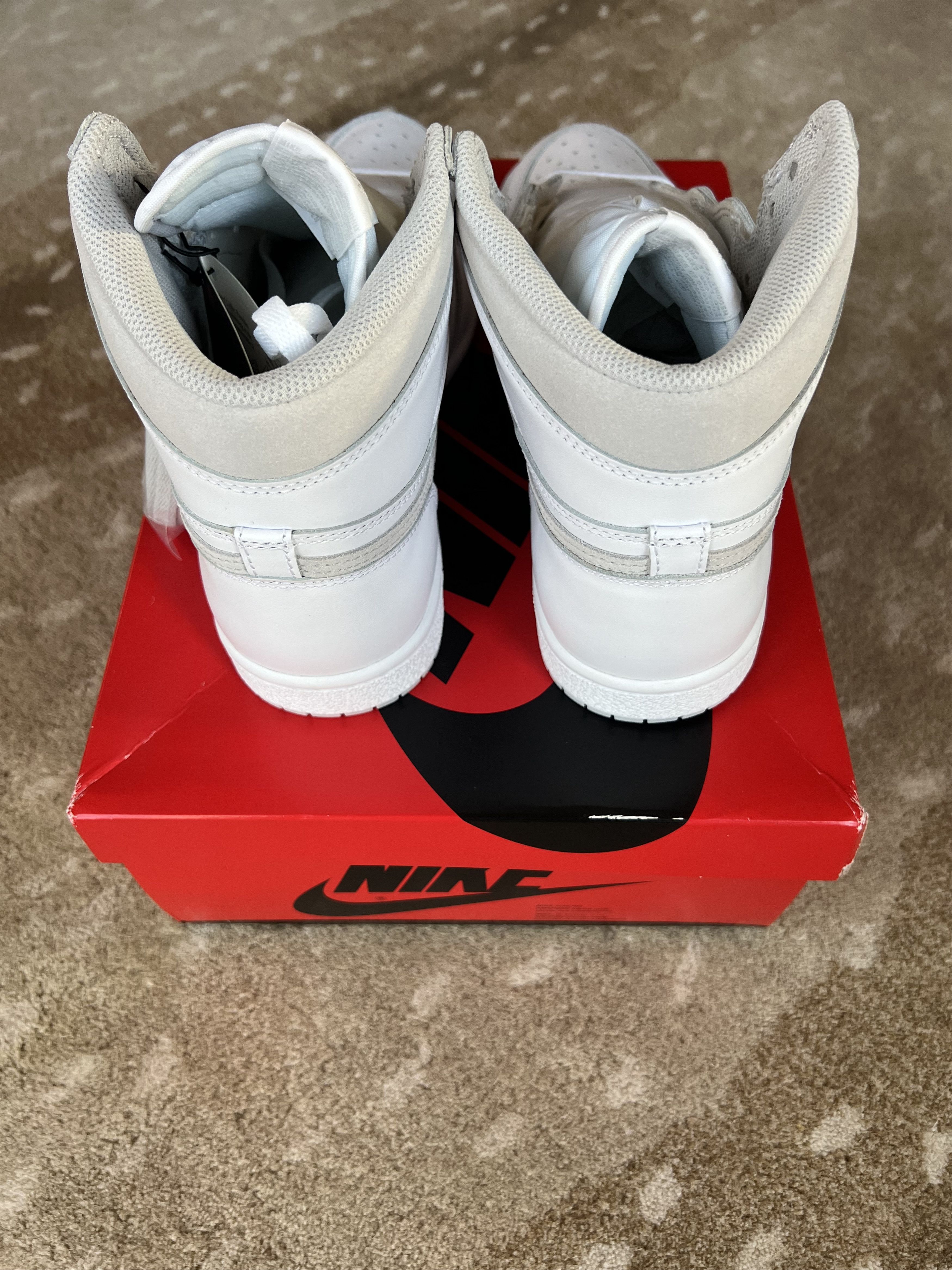 Jordan Brand Air Jordan 1 Retro High ‘85 OG ‘Neutral Grey’ Size US 10.5 / EU 43-44 - 10 Thumbnail