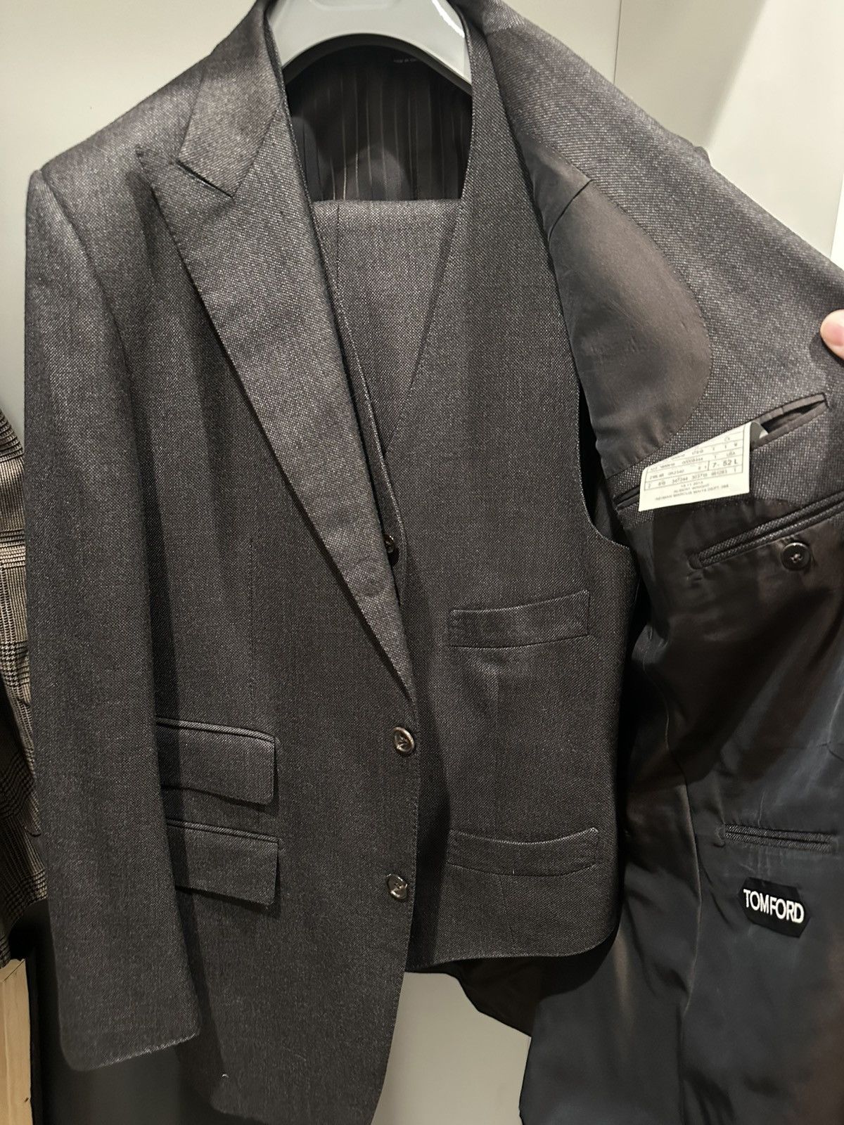 Tom Ford Tom Ford Regency 3pc Suit Size 52L/41L Size 52L - 3 Thumbnail