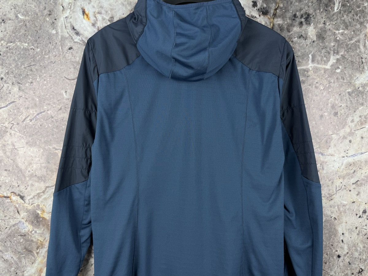 Salomon Women’s Salomon Full Zip Hooded Jacket Outdoor Size Medium Size US M / EU 48-50 / 2 - 14 Thumbnail