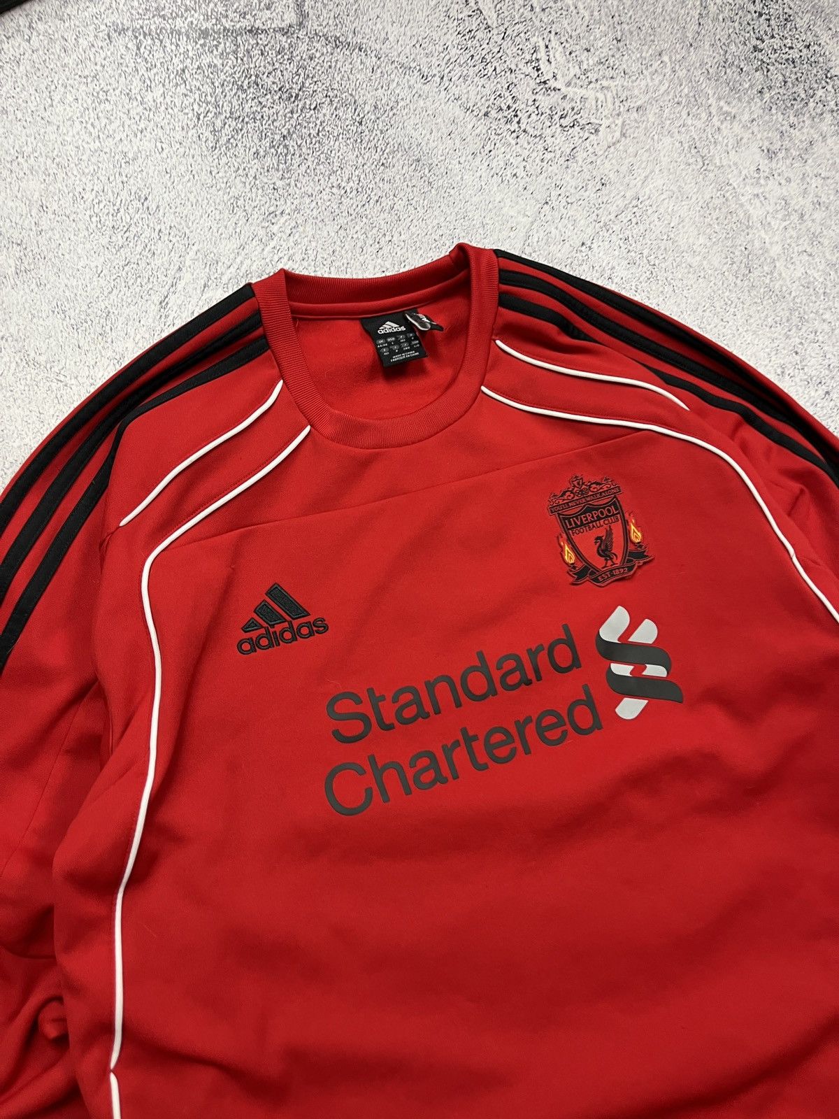 Adidas Vintage Adidas Liverpool 2010 Soccer Training Sweatshirt Size US L / EU 52-54 / 3 - 4 Thumbnail
