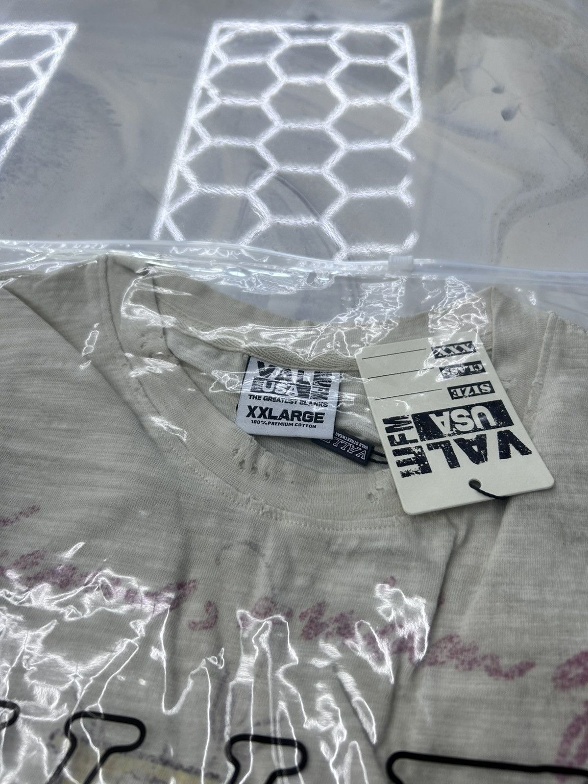 Vale Vale Mayhem Tee Cream Size XXL Size US XXL / EU 58 / 5 - 9 Thumbnail