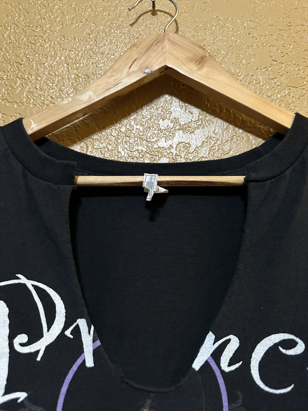 Band Tees ☔️ rare Prince 2011 The Forum tour tee shirt size large Size US L / EU 52-54 / 3 - 4 Thumbnail