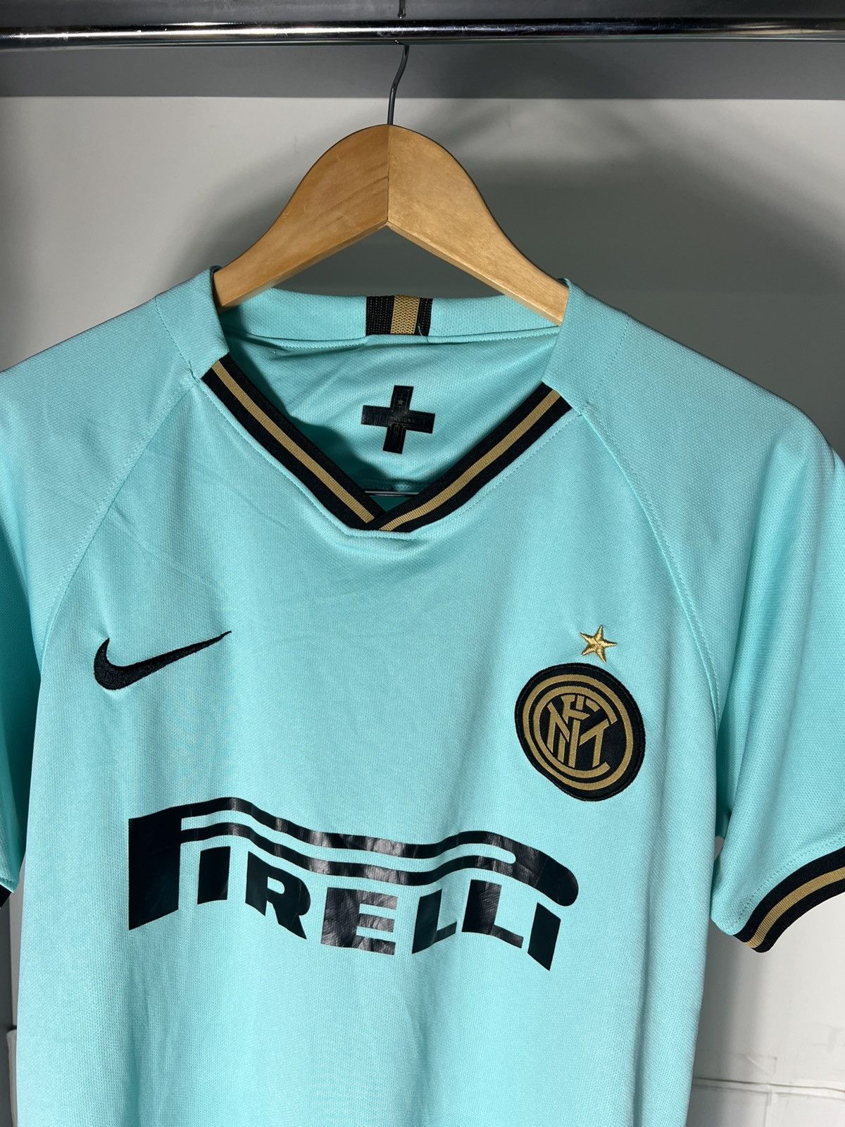 Nike VINTAGE NIKE FC INTER MILAN ITALY SOCCER JERSEY RETRO Y2K Size US M / EU 48-50 / 2 - 11 Thumbnail