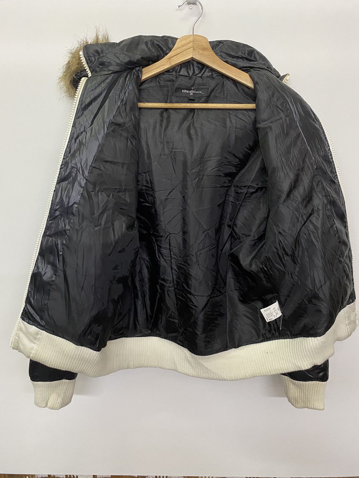 In The Attic In The Attic Fur Down Jacket Size US L / EU 52-54 / 3 - 7 Thumbnail