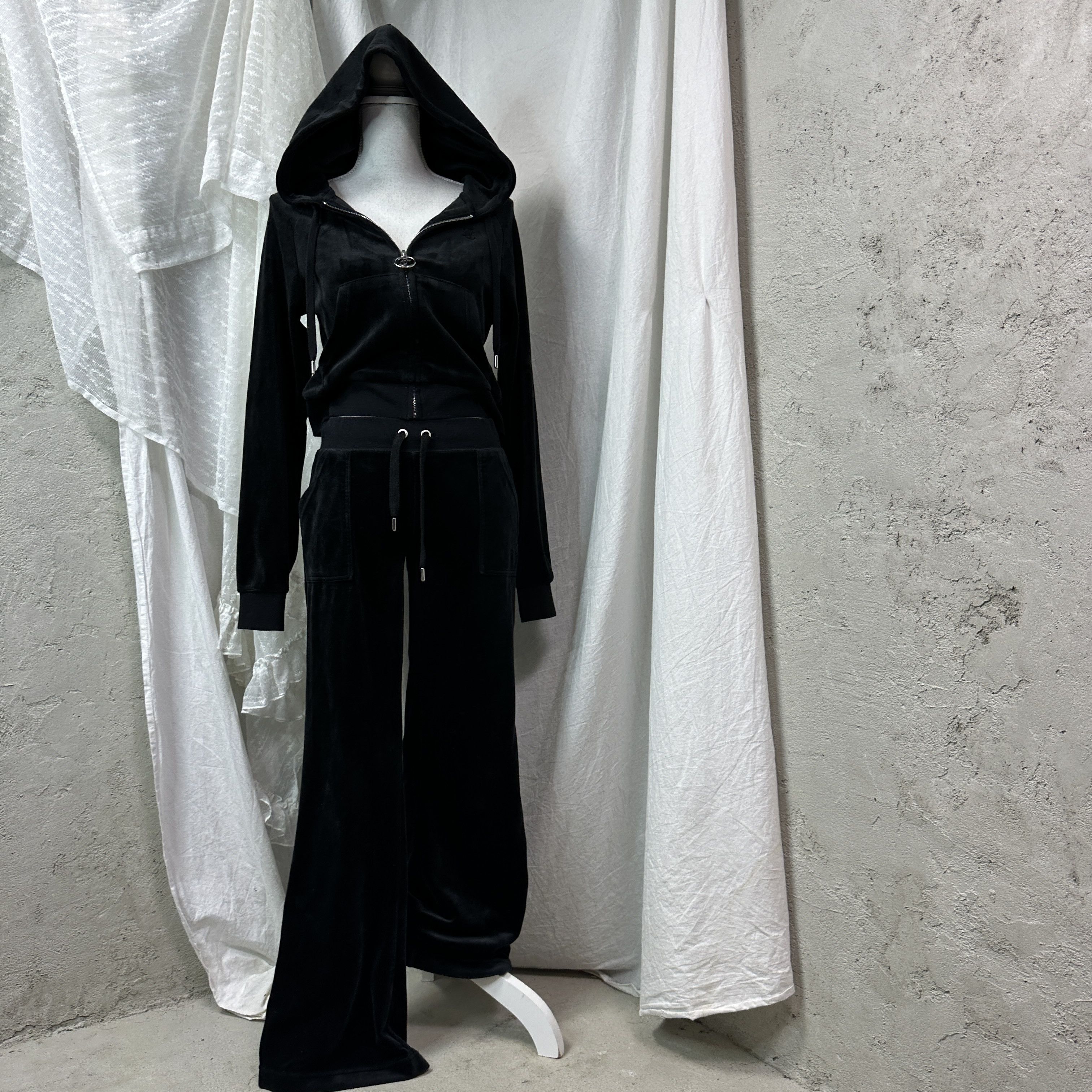 Juicy Couture Vintage Velvet Sporty Juicy Couture Tracksuit Set Y2K Size 25" / US 0 / IT 36 - 10 Thumbnail