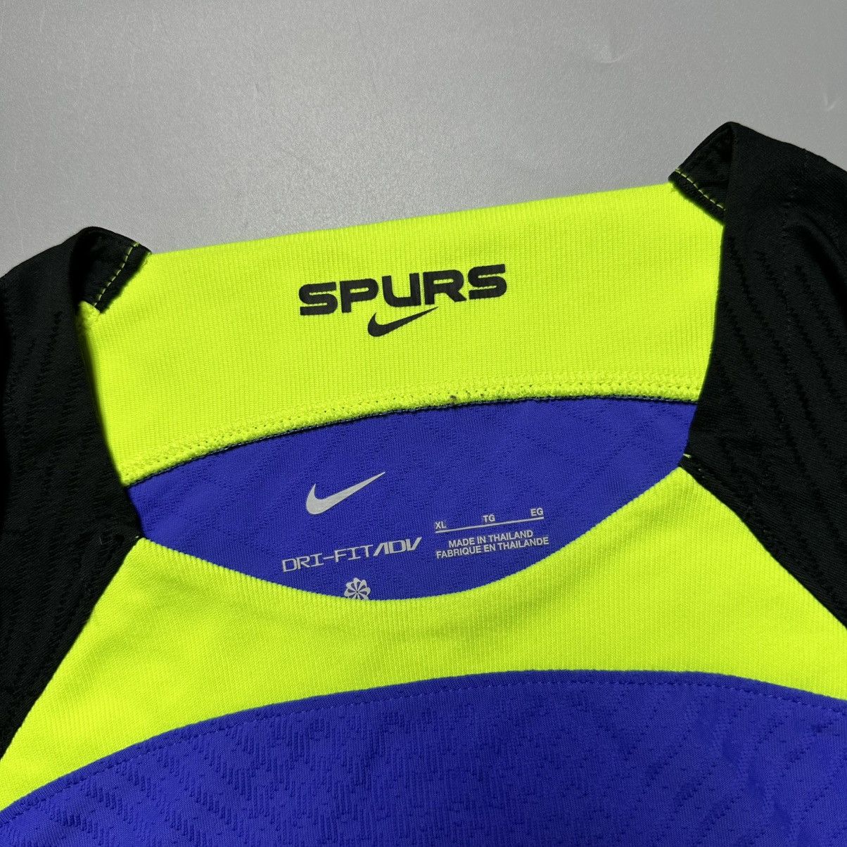Nike TOTTENHAM NIKE 2022/2023 FOOTBALL AWAY JERSEY #7 SON Size US XL / EU 56 / 4 - 5 Thumbnail